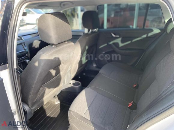 VW YETKİLİ BAYİDEN Rapid Spaceback Style 1,4 TDI 90 PS DSG