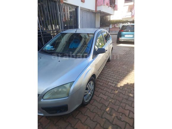 Sahibinden Ford Focus 1.6 Trend 2006 Model Antalya 240.000 km Gri (Gümüş)
