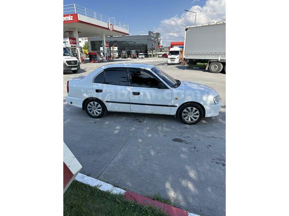 Sahibinden Hyundai Accent 1.3 LX 2000 Model 