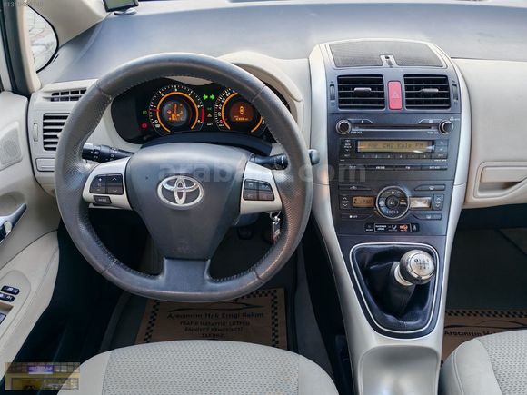 "SADECE 63 BİN KM'DE" 2011 TOYOTA AURİS 1.4 D4D COMFORT PLUS PKT