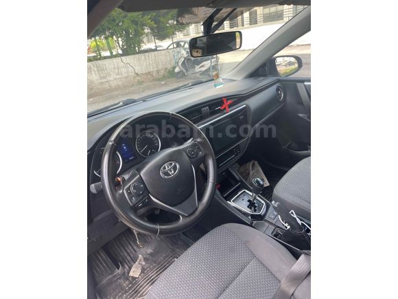 Sahibinden hatasız boyasız Toyota Corolla 1.4 D-4D Touch 2017 Model 