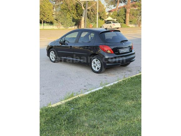 2009 MODEL 207 1,4 TRENDY OTOMATİK 4 LASTİK YENİ DEGİŞENSİZ