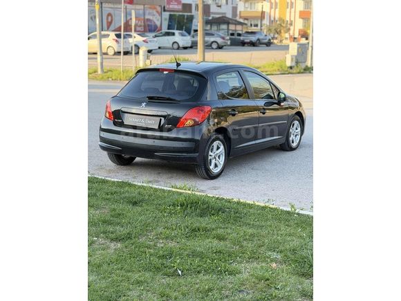 2009 MODEL 207 1,4 TRENDY OTOMATİK 4 LASTİK YENİ DEGİŞENSİZ