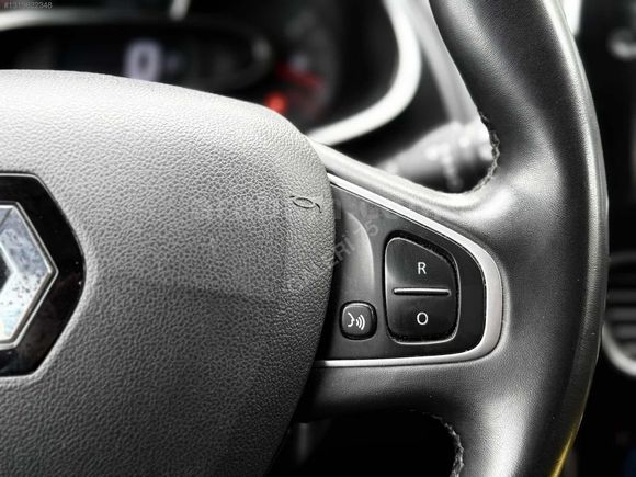 GALERİ75-2019-RENAULT-CLİO-1.5DCI SPORTTOUER-TOCH-LASMAN KIRMIZI