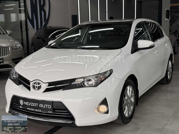 43 BİN KM'DE CAM TAVAN'LI AURİS PREMİUM 1.6 132hp MULTİDRİVE S