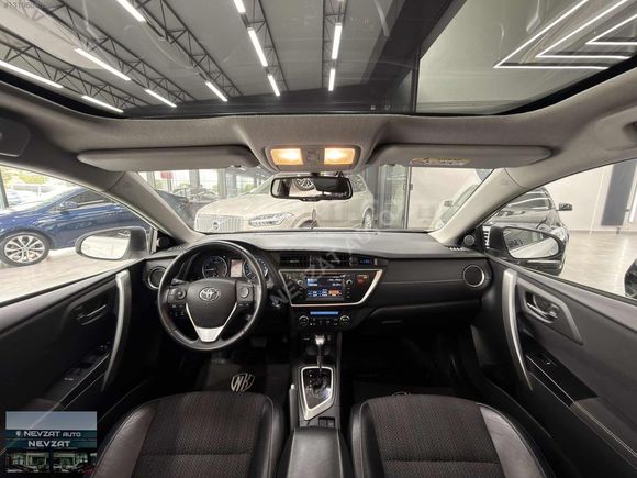 43 BİN KM'DE CAM TAVAN'LI AURİS PREMİUM 1.6 132hp MULTİDRİVE S