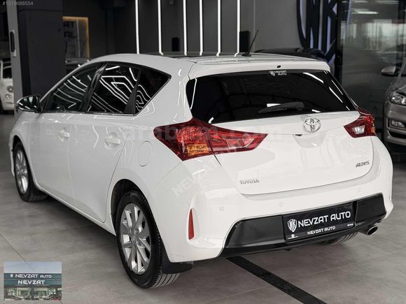 43 BİN KM'DE CAM TAVAN'LI AURİS PREMİUM 1.6 132hp MULTİDRİVE S