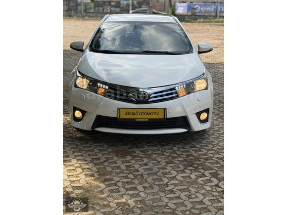 TOYOTA COROLLA PREMİUM EN FULL PAKET OTOMATİK