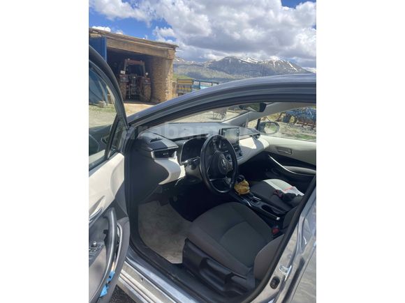 Sahibinden Toyota Corolla 1.5 Flame X-Pack 2021 Model 
