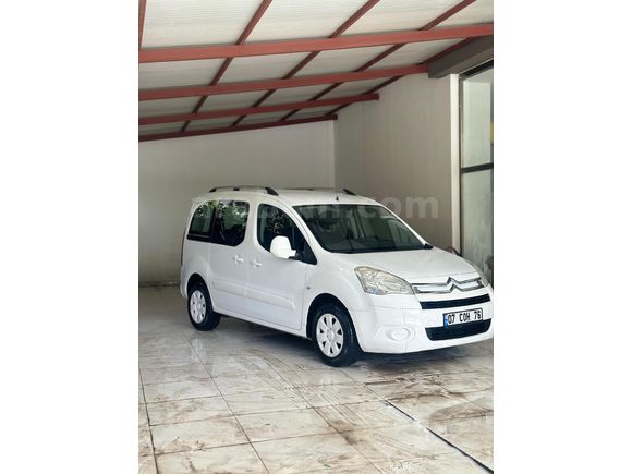 TÜRKİYE'DE TEK! SADECE 27.000 KM'DE JELATİNLERİ ÜZERİNDE BERLINGO