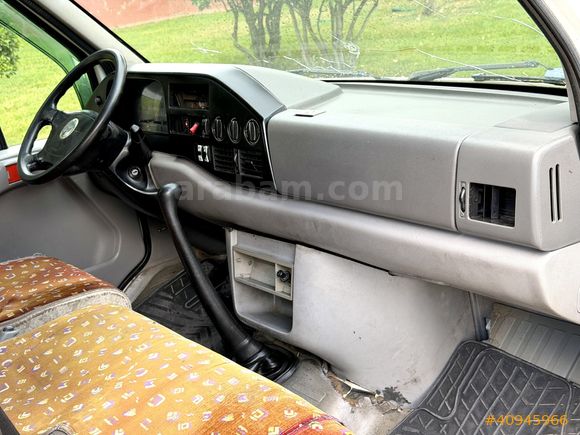 WOLKSWAGEN VOLT 14+1 KİŞİLİK 2004 MODEL ELEKTRİKLİ KAPI TEMİZ !