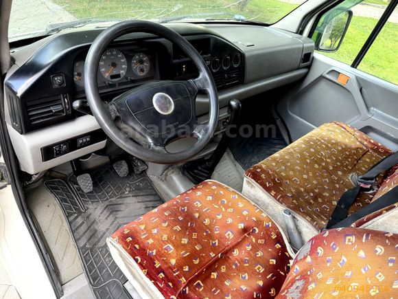 WOLKSWAGEN VOLT 14+1 KİŞİLİK 2004 MODEL ELEKTRİKLİ KAPI TEMİZ !