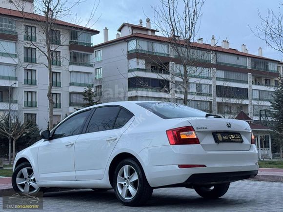2015_SKODA_OCTAVİA_1.6 TDİ_OPTİMAL_110_HP_DSG_EMSALSİZ_TEMİZZ