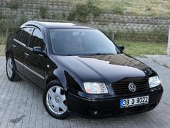 RSM MOTORS VW BORA MASRAFSIZ TERTEMİZ YENİ BOYALI TERTEMİZ