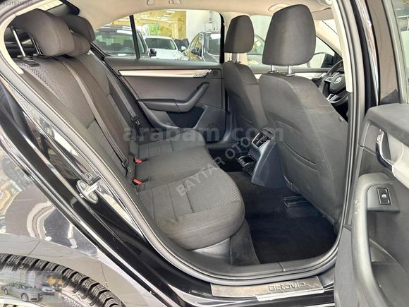 FIRSAT ARACI_2015 SKODA OCTAVİA 1.6 TDİ 6 İLERİ MANUEL VİTES
