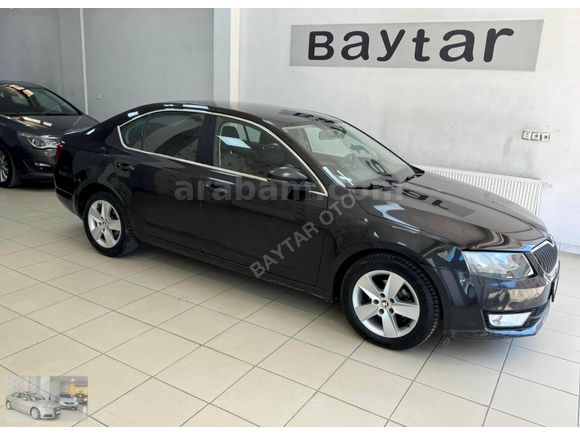 FIRSAT ARACI_2015 SKODA OCTAVİA 1.6 TDİ 6 İLERİ MANUEL VİTES