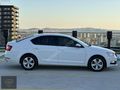 2017 SKODA OCTOVİA 1.6 TDİ STYLE DSG BOYASIZ 85.000 KM İLK EL