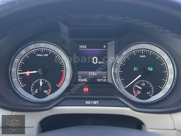 2017 SKODA OCTOVİA 1.6 TDİ STYLE DSG BOYASIZ 85.000 KM İLK EL