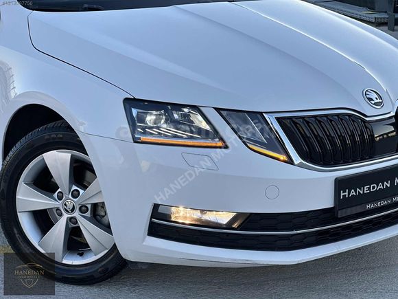 2017 SKODA OCTOVİA 1.6 TDİ STYLE DSG BOYASIZ 85.000 KM İLK EL