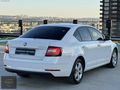 2017 SKODA OCTOVİA 1.6 TDİ STYLE DSG BOYASIZ 85.000 KM İLK EL