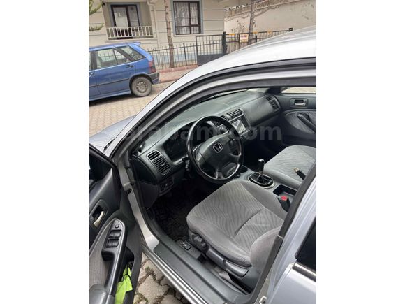 Sahibinden Honda Civic 1.6i VTEC LS 2002 Model  266.000 km Gri