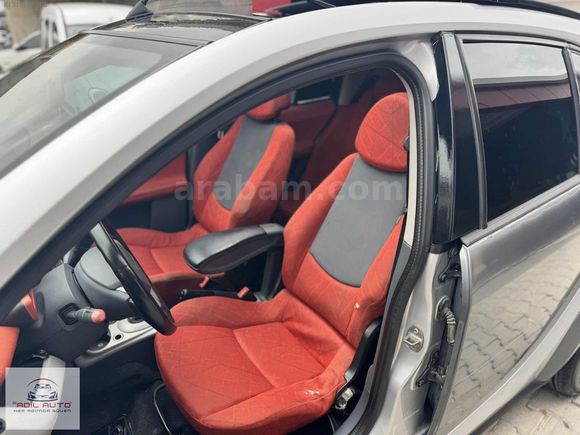2004 SMART FORFOUR 1.5 PASSİON SOFTTOUCH BOYASIZ HATASIZ