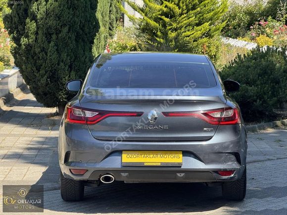 ÖZORTAKLAR'DAN 2017 MEGANE TOUCH OTOMATİK TAKASLI