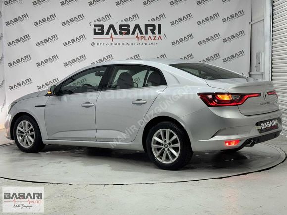 2018/RENAULT MEGANE/1.5 DCI/TOUCH/TESLA EKRAN/OTOMATİK