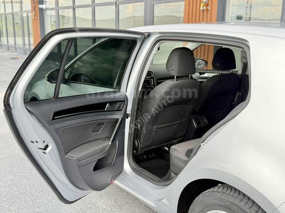 2014 Golf Bmt Comfort 150.** Km