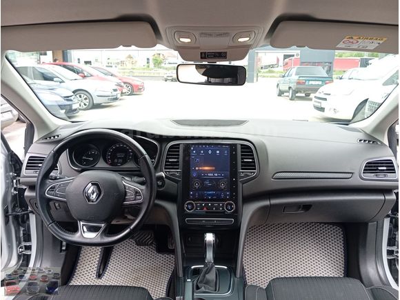 2020 MEGAN 1.5 DCİ TOUCH EDC TESLA EKRAN SERVİS BAKIMLI HATASIZ
