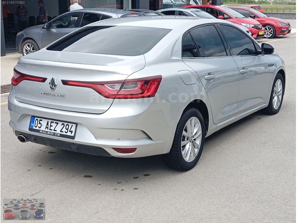 2020 MEGAN 1.5 DCİ TOUCH EDC TESLA EKRAN SERVİS BAKIMLI HATASIZ