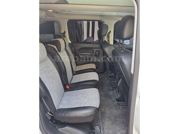 Sahibinden Opel Combo 1.5 CDTI Ultimate 2023 Model