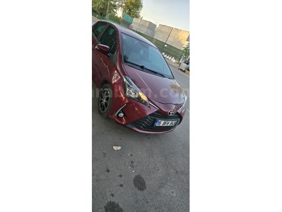 Sahibinden Toyota Yaris 1.5 Fun Special 2017 Model Bursa 118000 km Bordo
