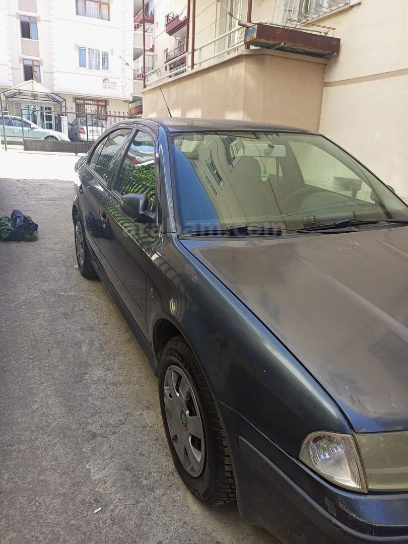 Sahibinden Skoda Octavia 1.6 Tour 2009 Model Ankara 254.000 km Füme 4