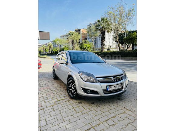 Sahibinden Opel Astra 1.6 Essentia 2012 Model  202.000 km Gri