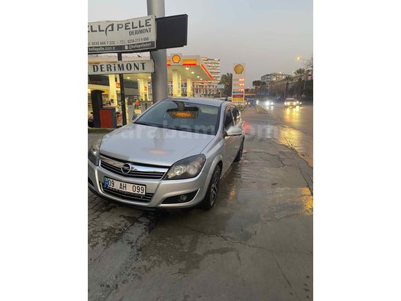 Sahibinden Opel Astra 1.6 Essentia 2012 Model  202.000 km Gri