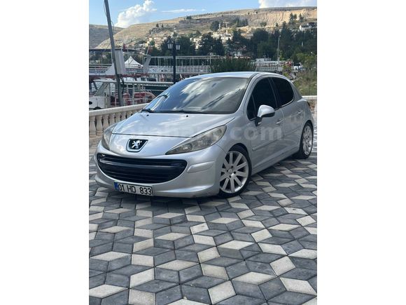 Sahibinden Peugeot 207 1.4 HDi Trendy 2008 Model 