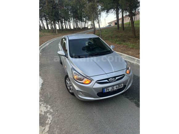Sahibinden Hyundai Accent Blue 1.6 CRDI Mode Plus 2012 Model düşük km  pazarlık takas olur