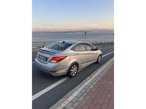 Sahibinden Hyundai Accent Blue 1.6 CRDI Mode Plus 2012 Model düşük km  pazarlık takas olur
