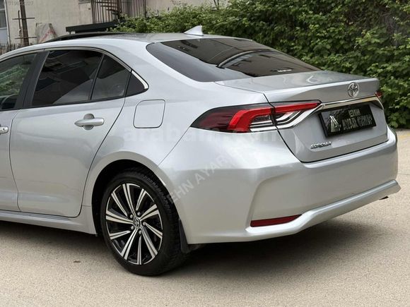 2022 COROLLA FLAME X-PACK SUNROOF OTM 74 BİN KM DE HATASIZ
