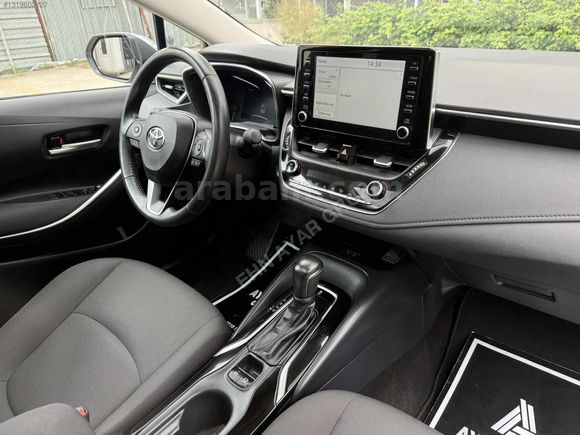2022 COROLLA FLAME X-PACK SUNROOF OTM 74 BİN KM DE HATASIZ