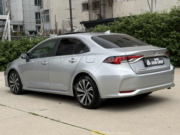 2022 COROLLA FLAME X-PACK SUNROOF OTM 74 BİN KM DE HATASIZ