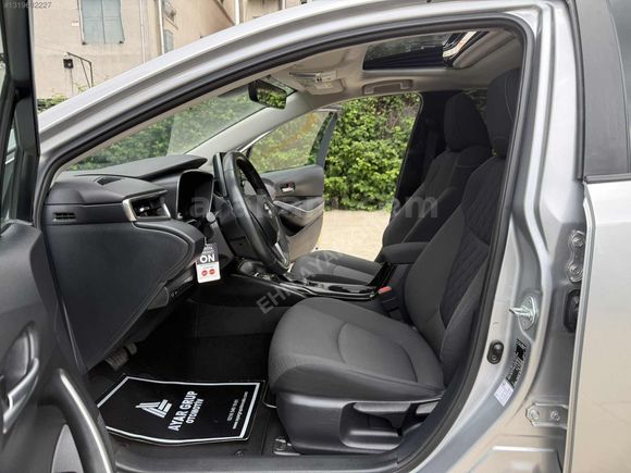 2022 COROLLA FLAME X-PACK SUNROOF OTM 74 BİN KM DE HATASIZ