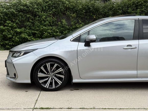 2022 COROLLA FLAME X-PACK SUNROOF OTM 74 BİN KM DE HATASIZ