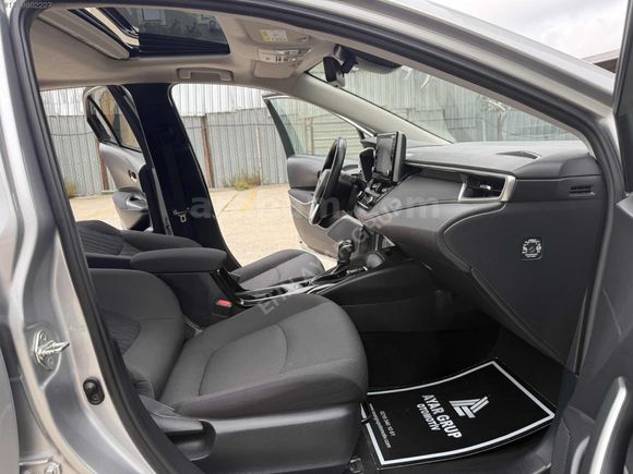 2022 COROLLA FLAME X-PACK SUNROOF OTM 74 BİN KM DE HATASIZ