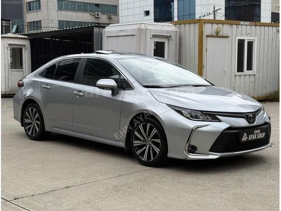 2022 COROLLA FLAME X-PACK SUNROOF OTM 74 BİN KM DE HATASIZ