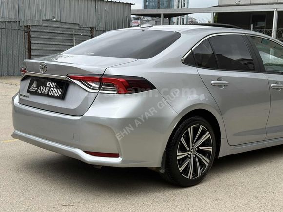 2022 COROLLA FLAME X-PACK SUNROOF OTM 74 BİN KM DE HATASIZ
