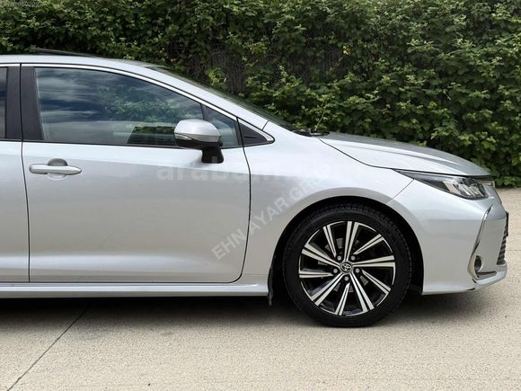 2022 COROLLA FLAME X-PACK SUNROOF OTM 74 BİN KM DE HATASIZ