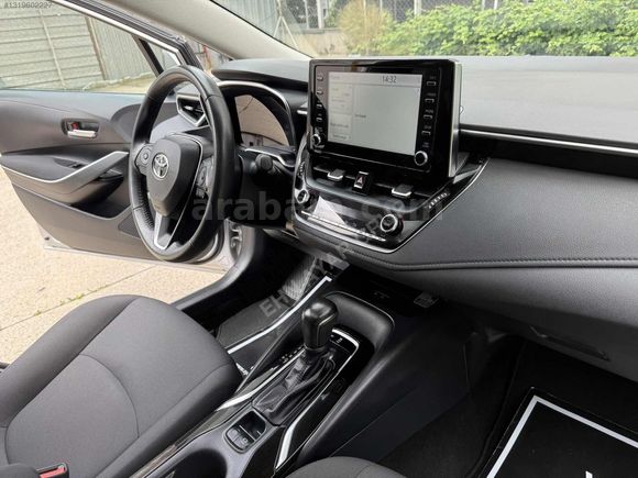 2022 COROLLA FLAME X-PACK SUNROOF OTM 74 BİN KM DE HATASIZ