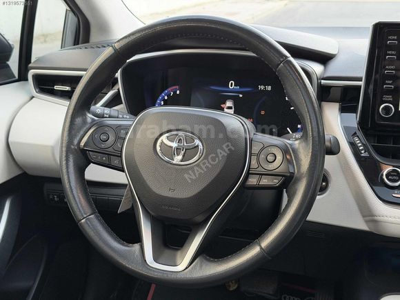 NARCAR I 2022 TOYOTA COROLLA 1.5 FLAME X-PACK KREDİ/K.KARTI/VAD